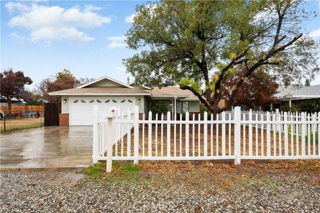 Bakersfield, CA 93308,1618 Rench Road