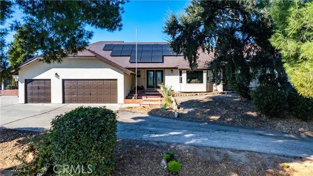 Paso Robles, CA 93446,849 Rolling Hills Road