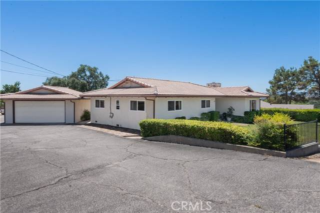Paso Robles, CA 93446,726 N Trigo Ln