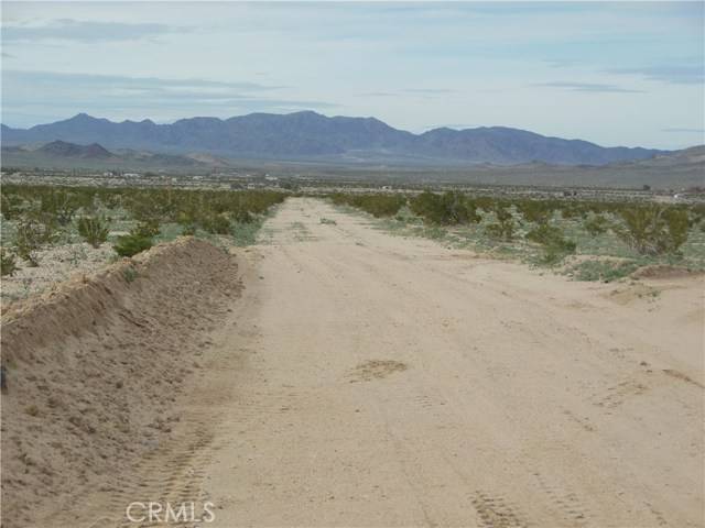 Twentynine Palms, CA 92277,104 Diamond Bar Drive