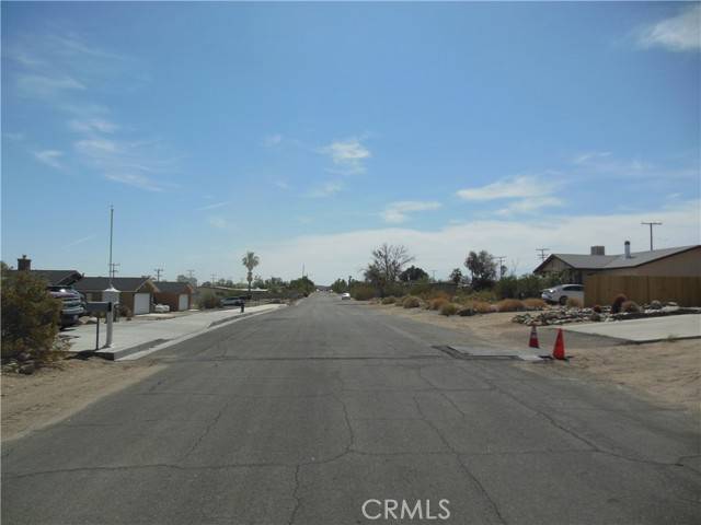 Twentynine Palms, CA 92277,1104 Serrano Way