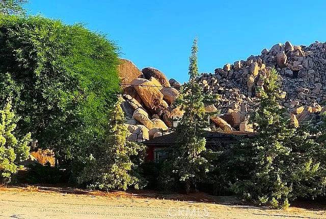 Joshua Tree, CA 92252,66058 Foothill Drive