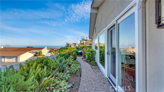 Laguna Niguel, CA 92677,31352 Flying Cloud Drive