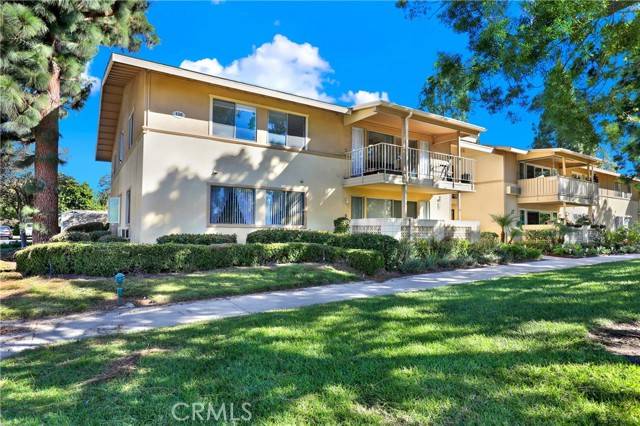 Laguna Woods, CA 92637,136 Avenida Majorca #N