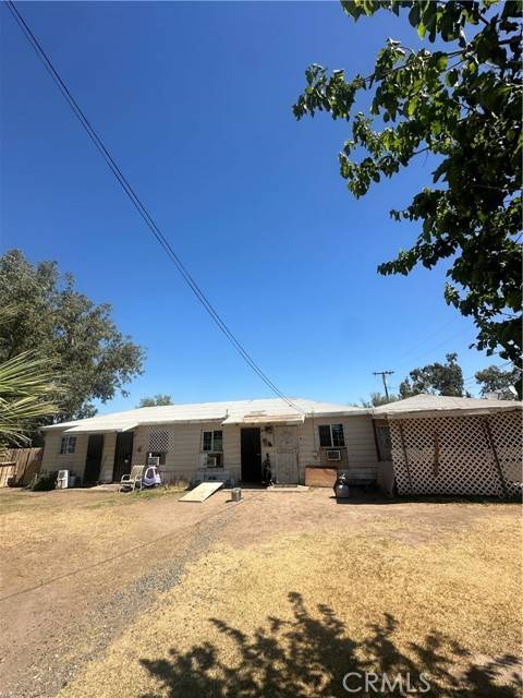 Blythe, CA 92225,909 W Barnard