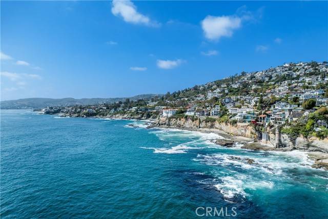 Laguna Beach, CA 92651,8 Rockledge Road