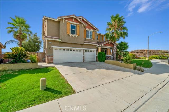 Lake Elsinore, CA 92532,41075 Crimson Pillar Lane