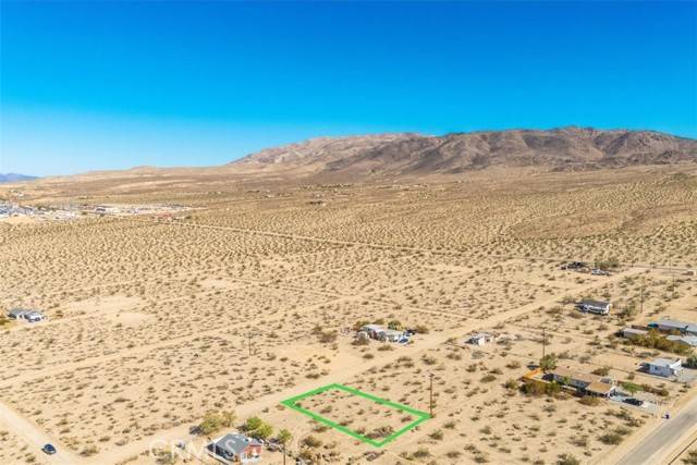 Twentynine Palms, CA 92277,4967 Woodward Avenue