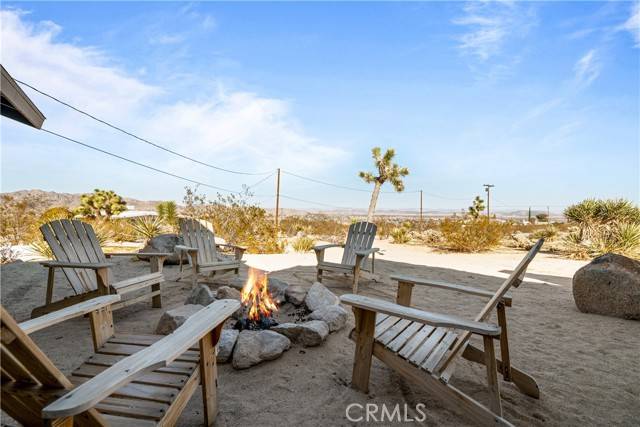 Joshua Tree, CA 92252,7119 Saddleback Road