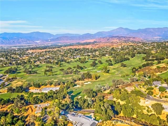 Redlands, CA 92373,1909 Canyon Road