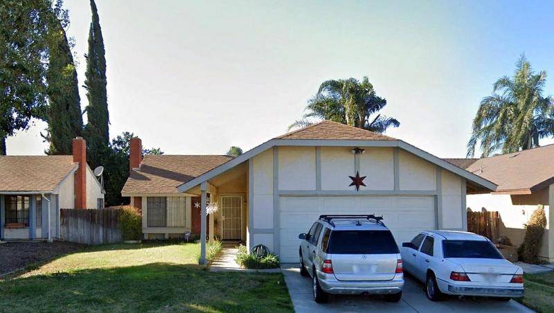 Colton, CA 92324,827 Plumwood Street