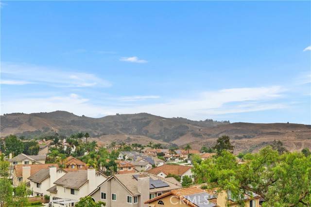 Lake Forest (el Toro), CA 92679,28866 Mountain View Lane