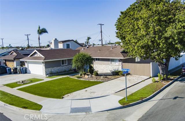 Huntington Beach, CA 92646,8931 Breakers Drive