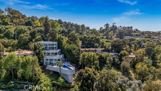 Los Angeles, CA 90077,15105 Mulholland Drive