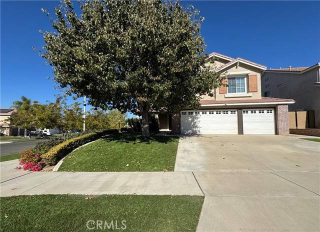 Corona, CA 92882,1067 Winthrop Drive