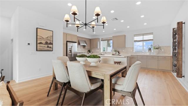 Valencia (santa Clarita), CA 91355,26840 Laurel Mountain Loop