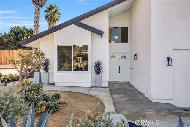 San Clemente, CA 92672,322 Avenida Sierra