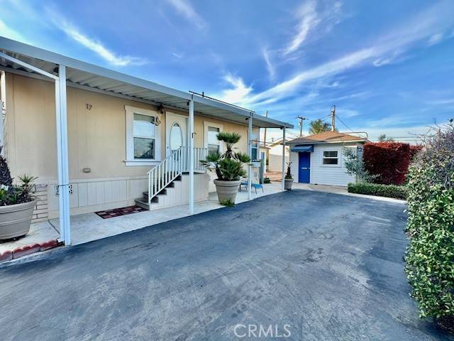 Costa Mesa, CA 92627,1660 Whittier Avenue #17