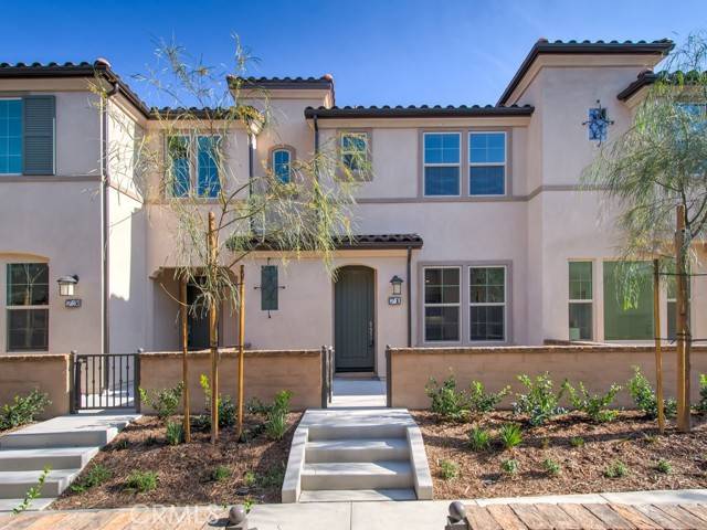 Lake Forest (el Toro), CA 92630,71 Savannah