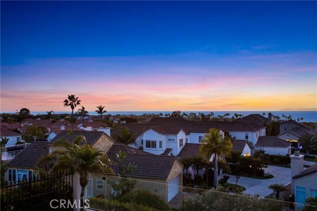 Dana Point, CA 92629,35 Regina