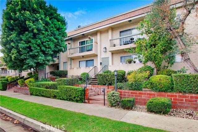 Sherman Oaks, CA 91423,5055 Coldwater Canyon Avenue #217