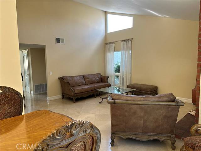 Irvine, CA 92603,6182 Sierra Palos Road