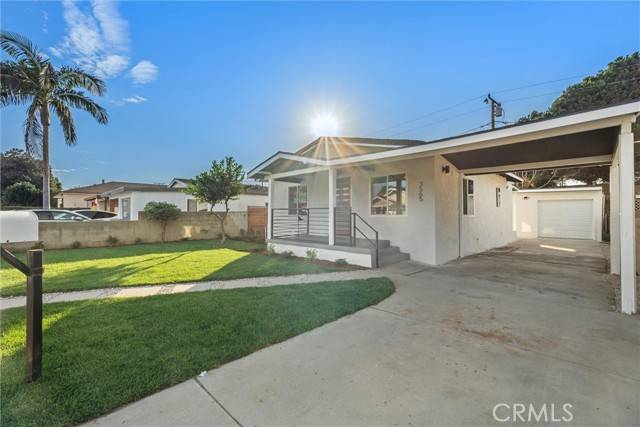 Long Beach, CA 90810,3565 Caspian Avenue