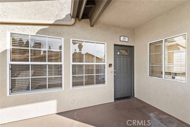 Rancho Santa Margarita, CA 92688,39 Via Pausa