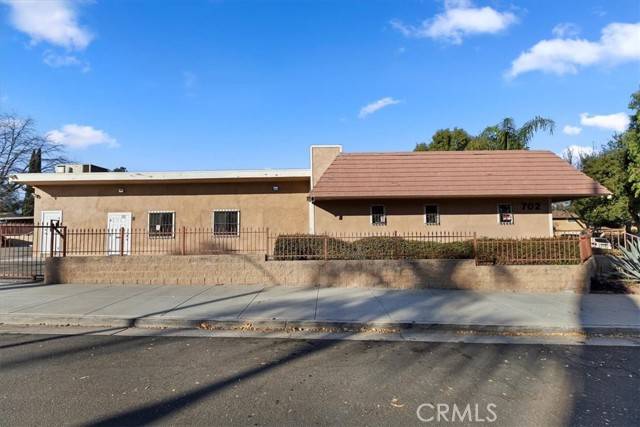 Corona, CA 92882,702 Crawford Street