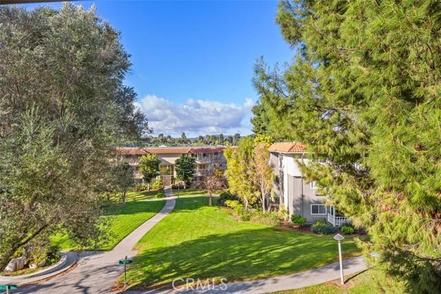 Laguna Woods, CA 92637,2401 Via Mariposa #3G