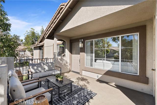 Lake Forest (el Toro), CA 92610,204 Chaumont Circle