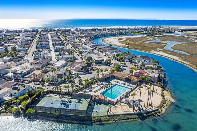 Newport Beach, CA 92663,476 62nd Street