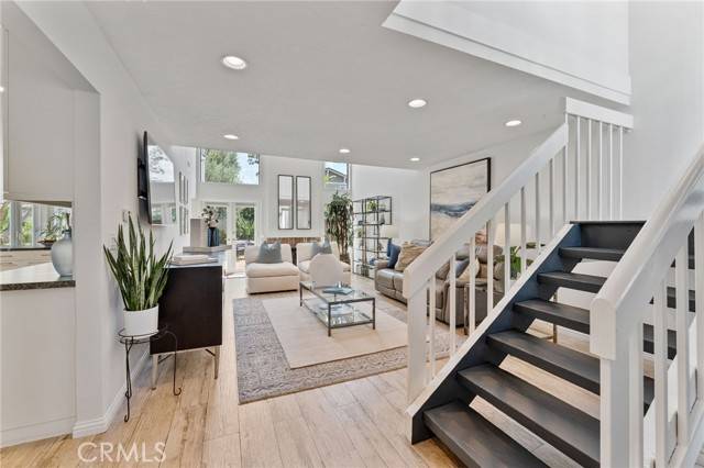 Irvine, CA 92612,17562 Cottonwood