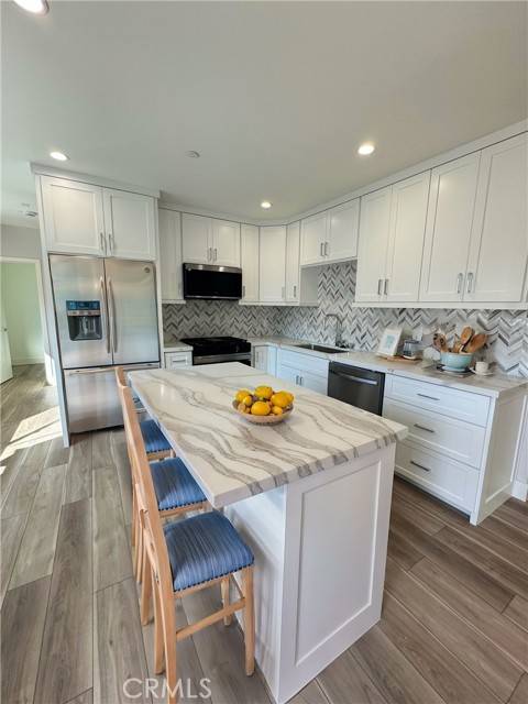 Beverly Hills, CA 90025,1823 WestHolme Ave