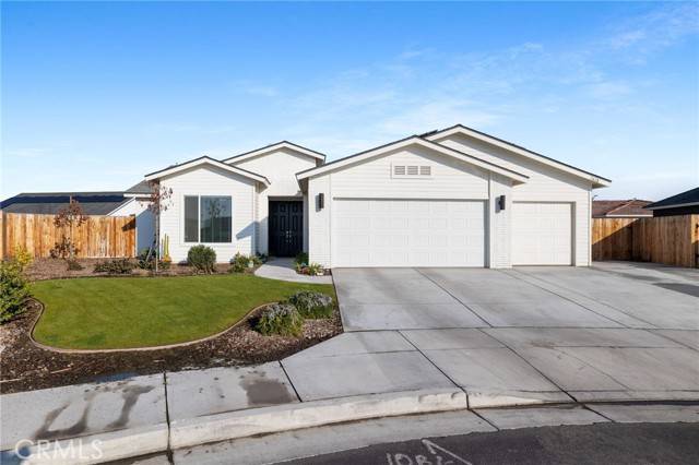 Bakersfield, CA 93313,7618 Emerald Green Avenue