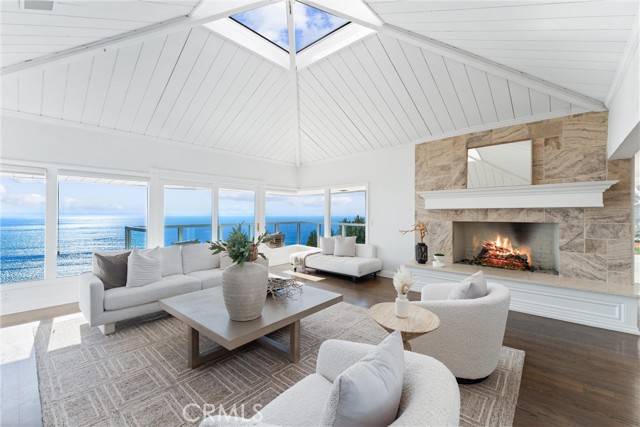 Laguna Beach, CA 92651,22 North Vista De Catalina