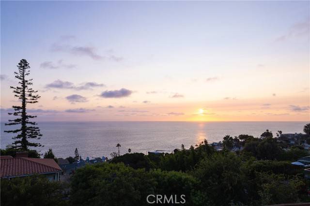 Laguna Beach, CA 92651,32006 Sunset Avenue