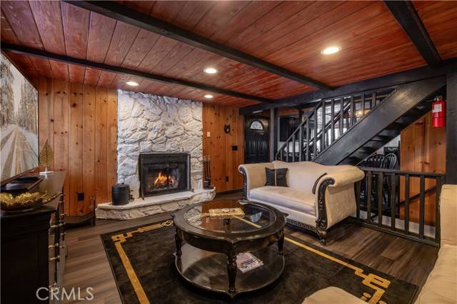 Running Springs, CA 92382,33417 Cedar Drive