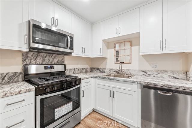 Huntington Beach, CA 92648,423 Joliet Avenue