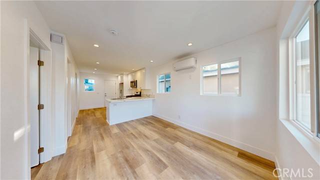 Hawthorne, CA 90250,4366 W 116th Street
