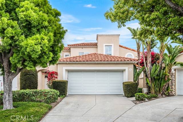 Laguna Hills, CA 92679,5 Avenida Daroca