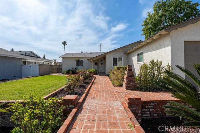 La Habra, CA 90631,660 Buena Vista Avenue