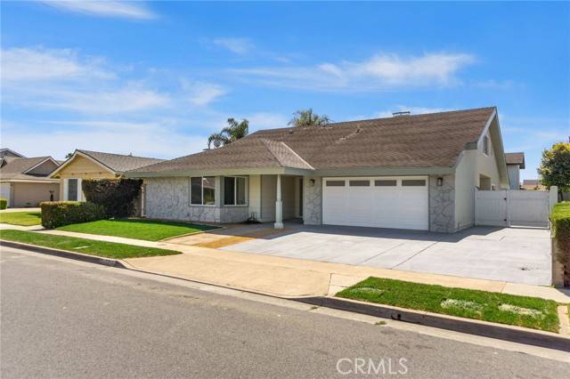 Huntington Beach, CA 92647,7042 Stonewood Drive
