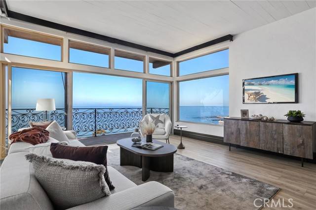 Laguna Beach, CA 92651,31282 Ceanothus Drive