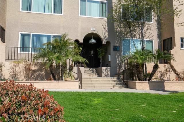Long Beach, CA 90803,3817 E Livingston Drive