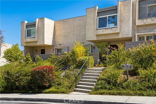Montebello, CA 90640,1704 Mountain Terrace Lane