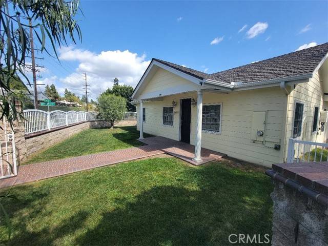 Villa Park, CA 92861,18972 santiago Boulevard