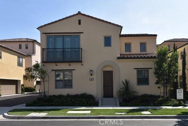 Irvine, CA 92620,84 Painted Trellis