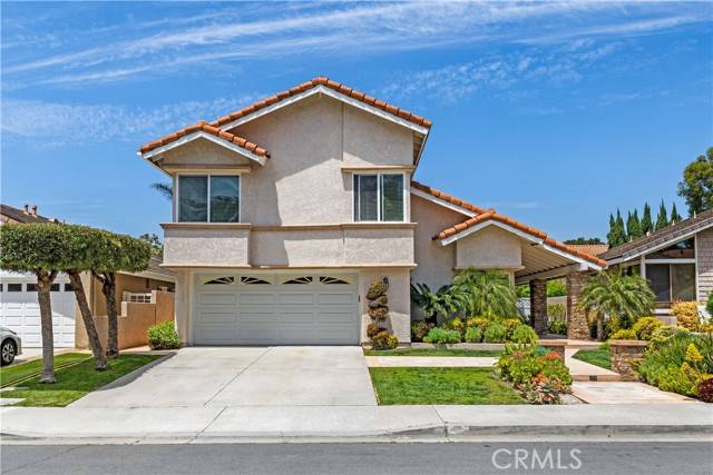 Irvine, CA 92620,19 Christamon
