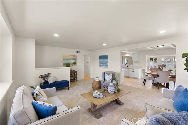 Santa Ana, CA 92704,2902 W Raymar Street